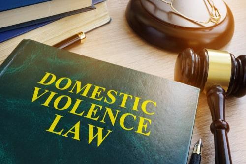 IL domestic violence attorney